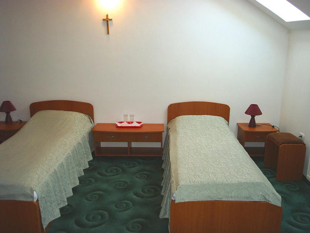 Hotel Lotus Arad Zimmer foto